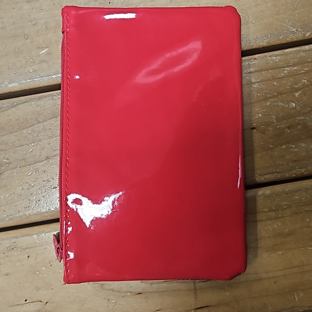 Ipsy bag - Picture 3 of 3